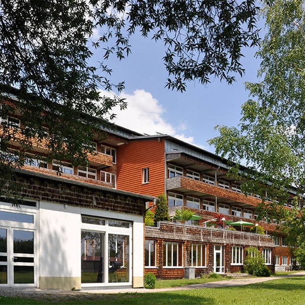 klink-windach-gartenansicht